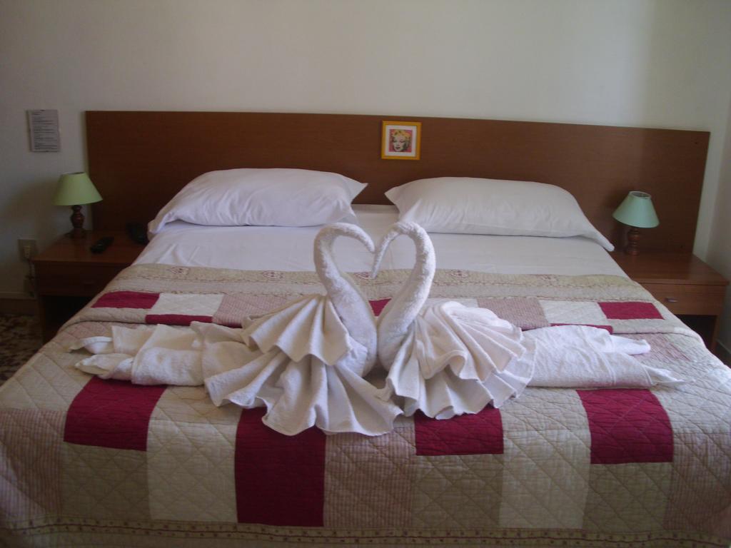 Hotel Caribe Viareggio Habitación foto